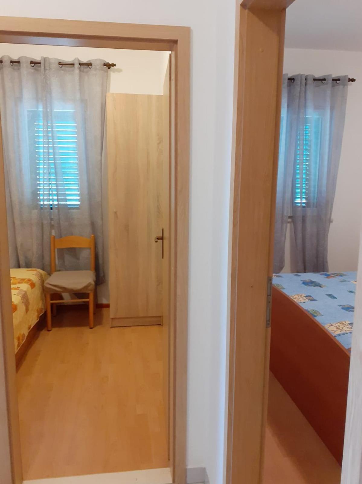 Apartments Borovina Bol Zimmer foto
