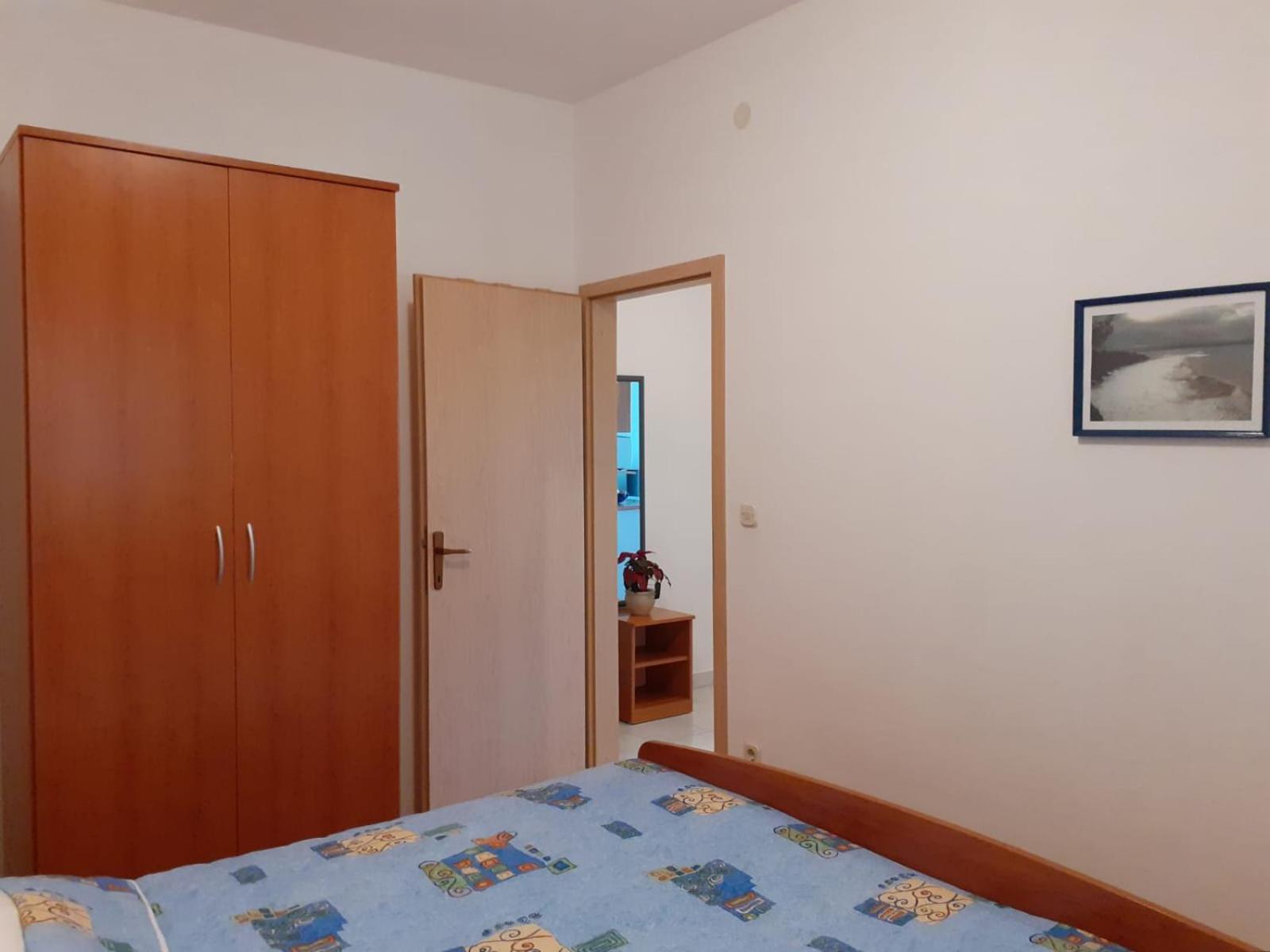 Apartments Borovina Bol Zimmer foto